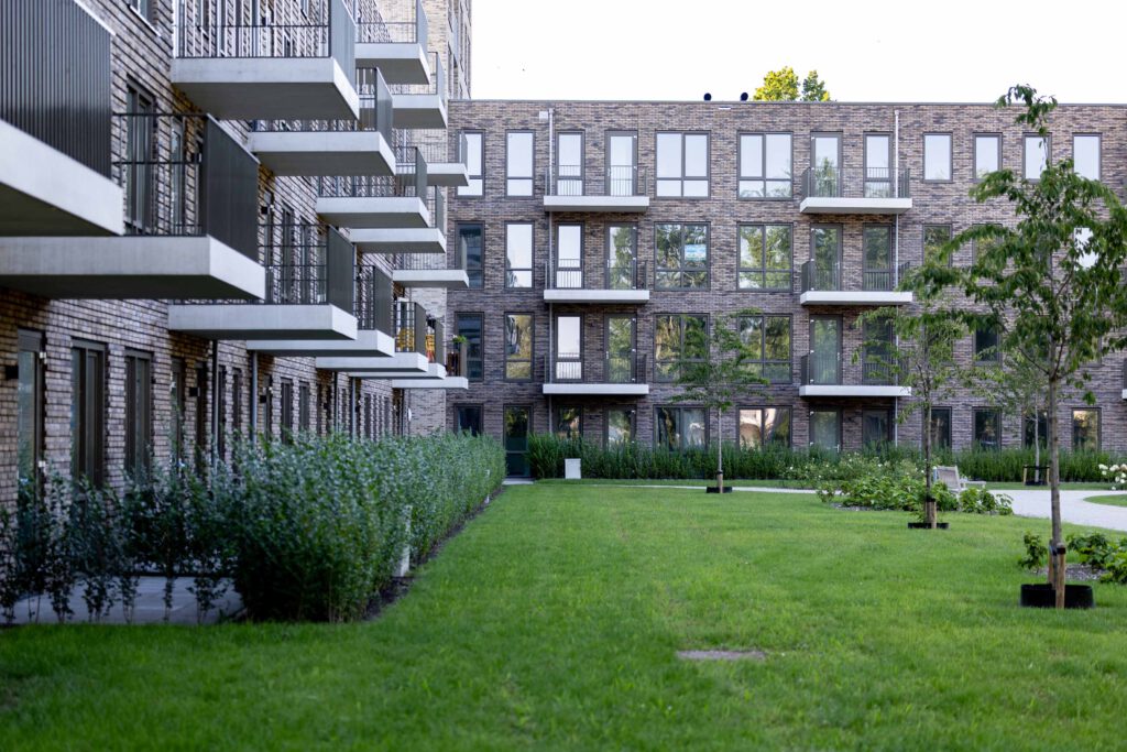 Heerenhage appartementen voor senioren Heerenveen tuin2
